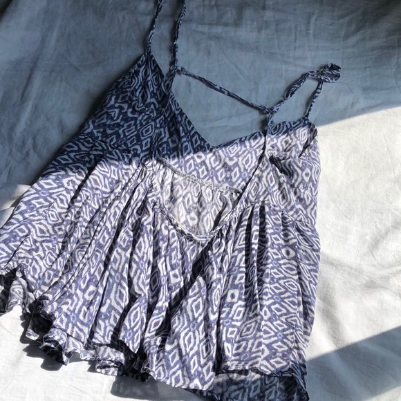 LF Flowy Top - Picture 2 of 3